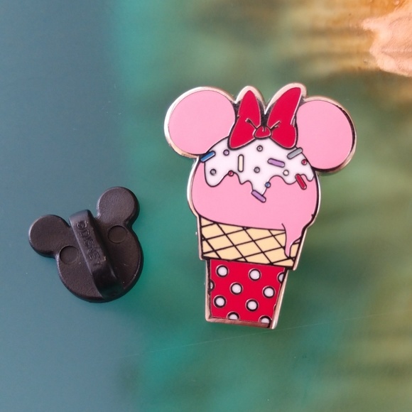 Disney Jewelry - Disney Parks iconic desserts minnie ice cream pin